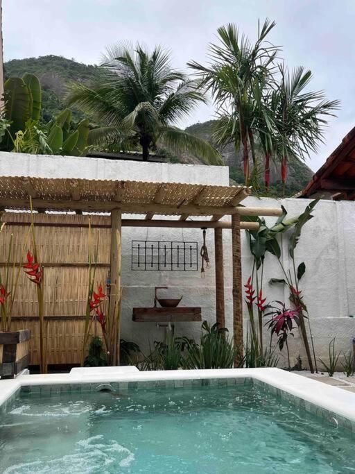 Casa Praiana De Itacoatiara Niteroi Exterior photo